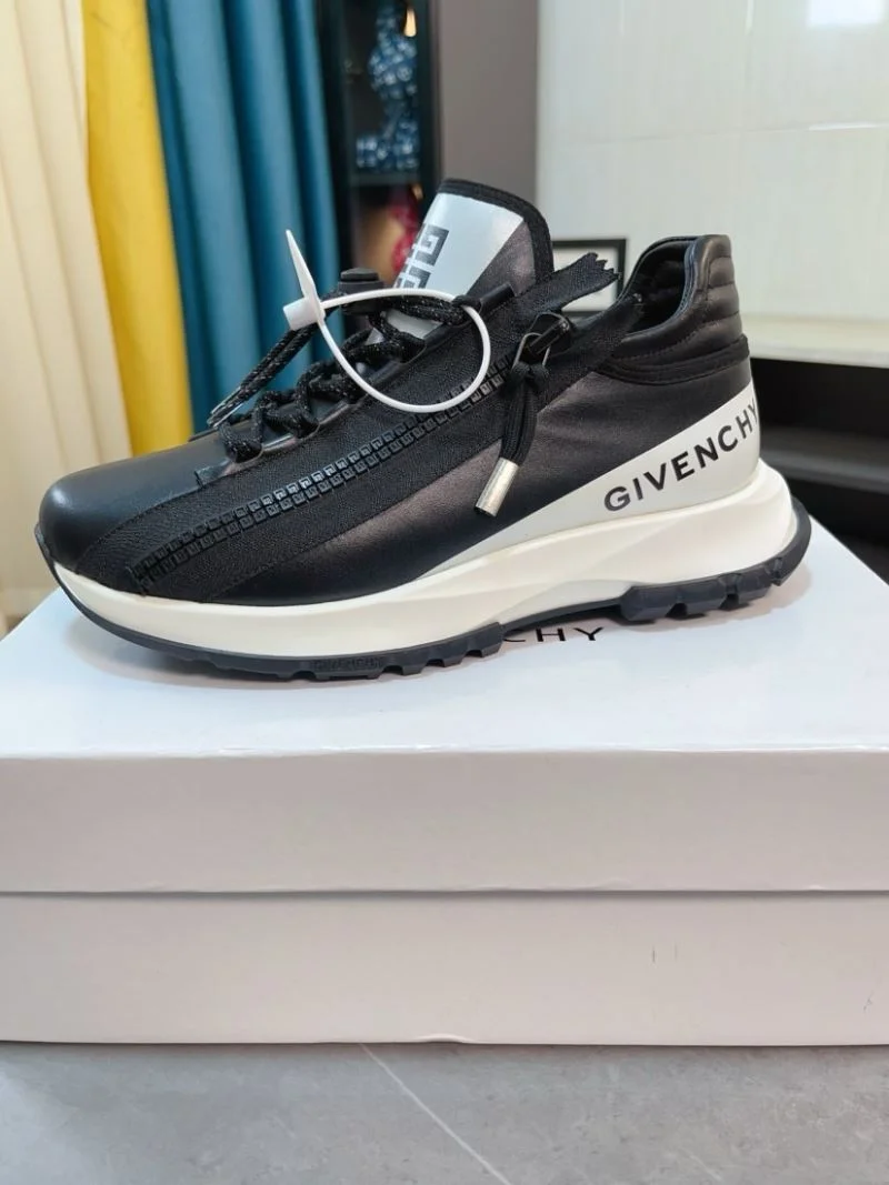 Sporty Givenchy Shoes 4567