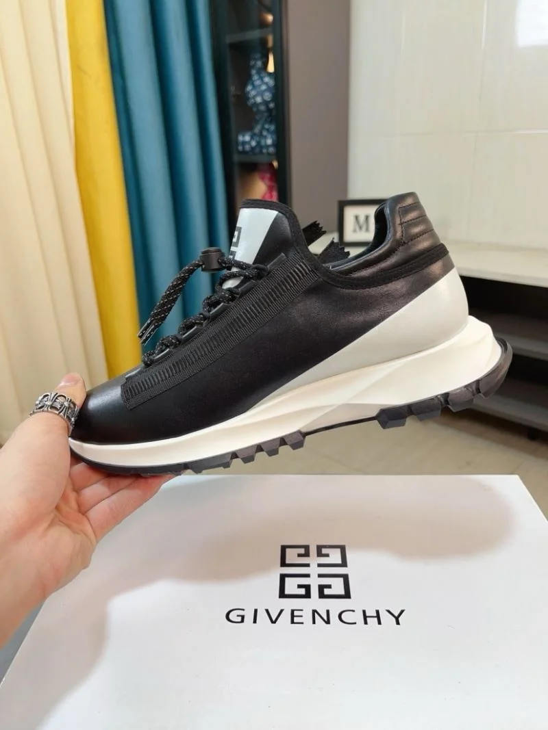 Sporty Givenchy Shoes 4567