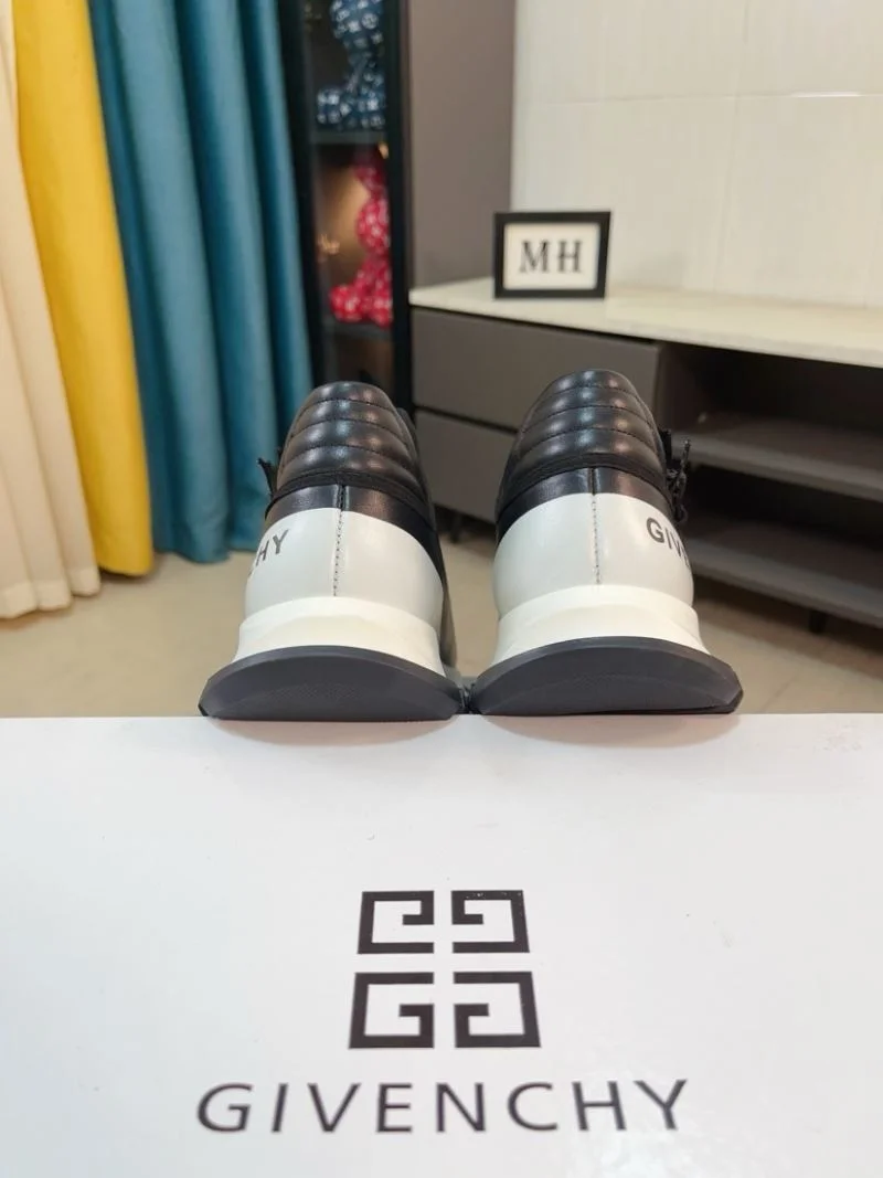 Sporty Givenchy Shoes 4567