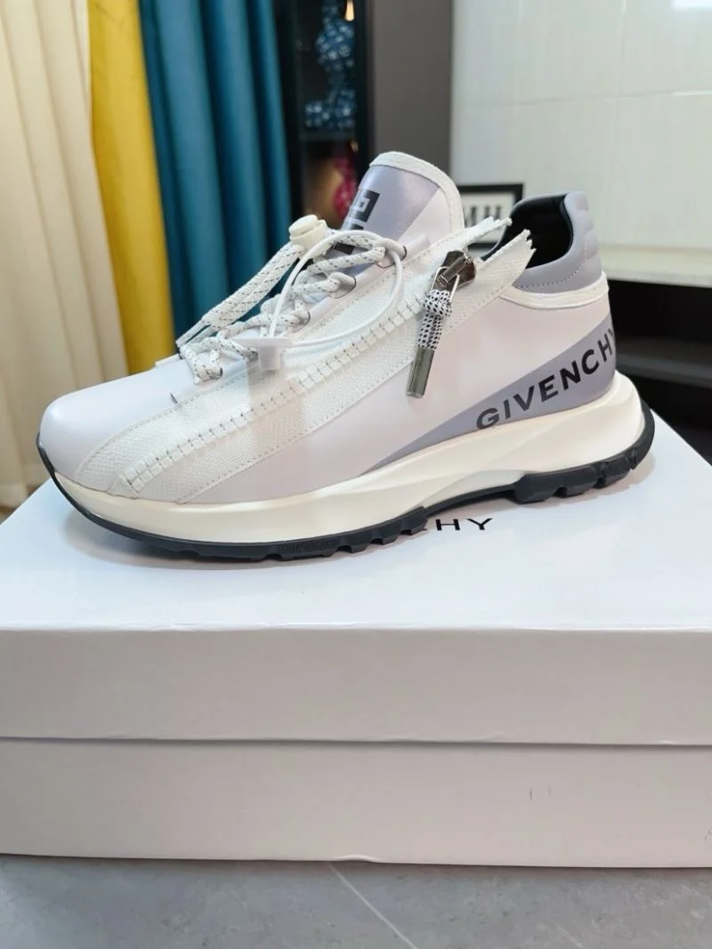 Fashionable Givenchy Shoes 4590