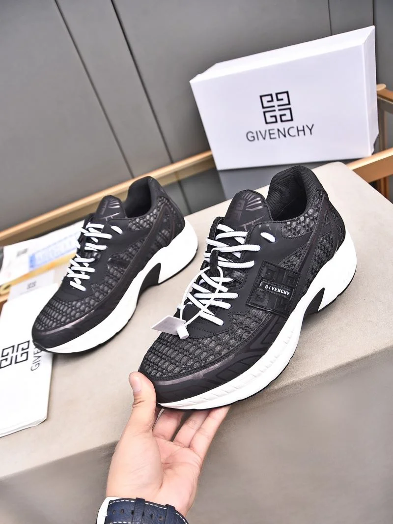 Givenchy Shoes Thermal 4523