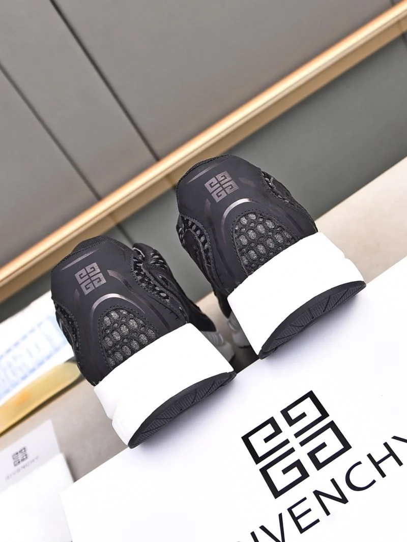 Givenchy Shoes Thermal 4523