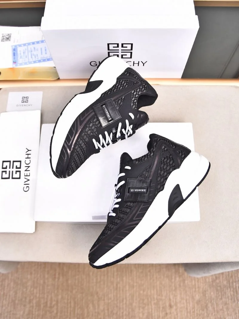 Givenchy Shoes Thermal 4523