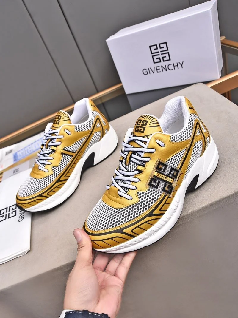 Givenchy Shoes SoftTouch 4522