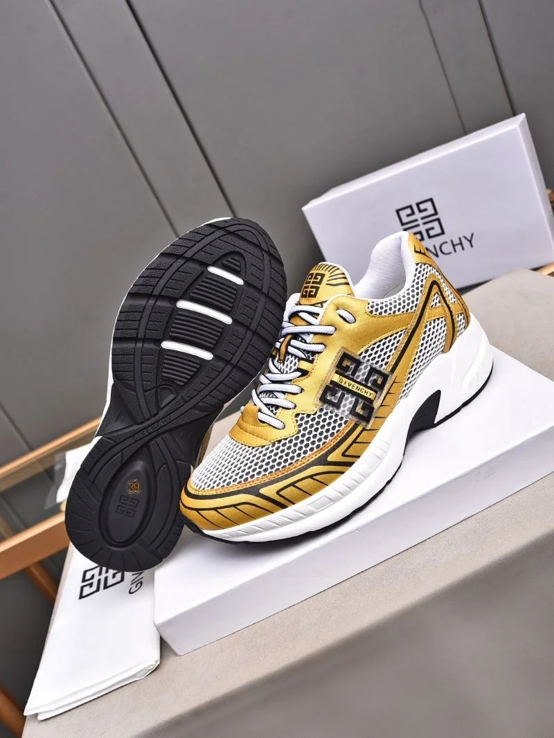 Givenchy Shoes SoftTouch 4522