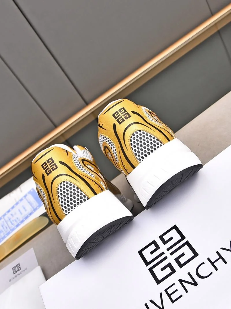 Givenchy Shoes SoftTouch 4522