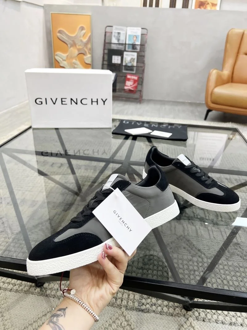 Flexible Givenchy Shoes 4507