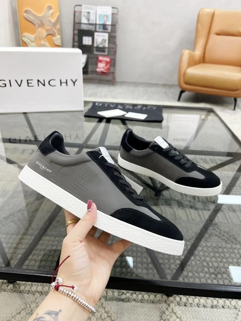Flexible Givenchy Shoes 4507