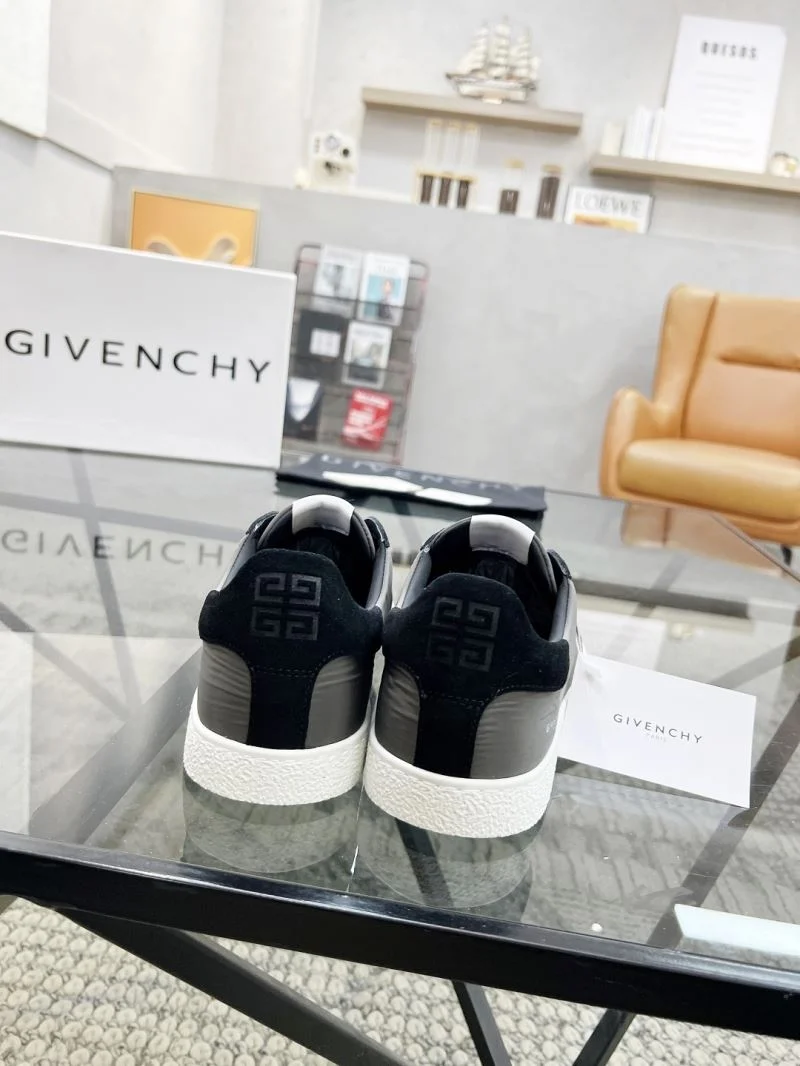 Flexible Givenchy Shoes 4507