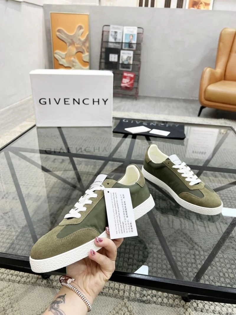 Stretchable Givenchy Shoes 4500