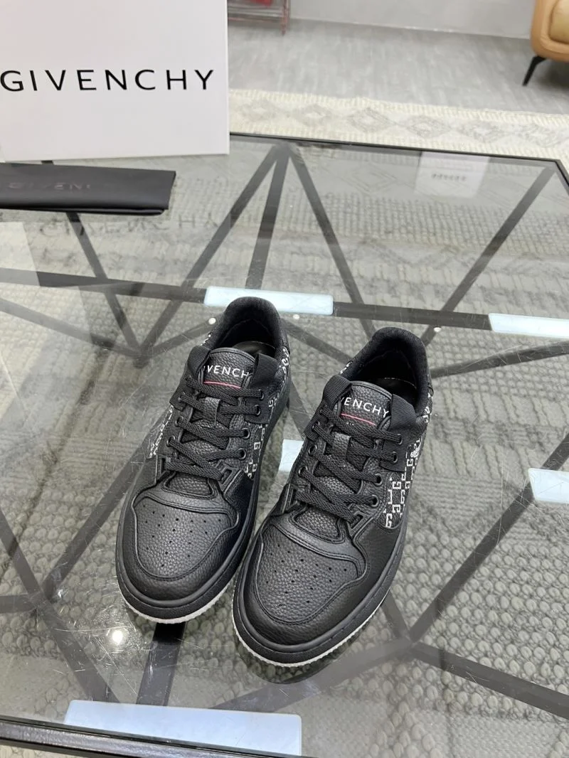Givenchy Shoes Snug 4508