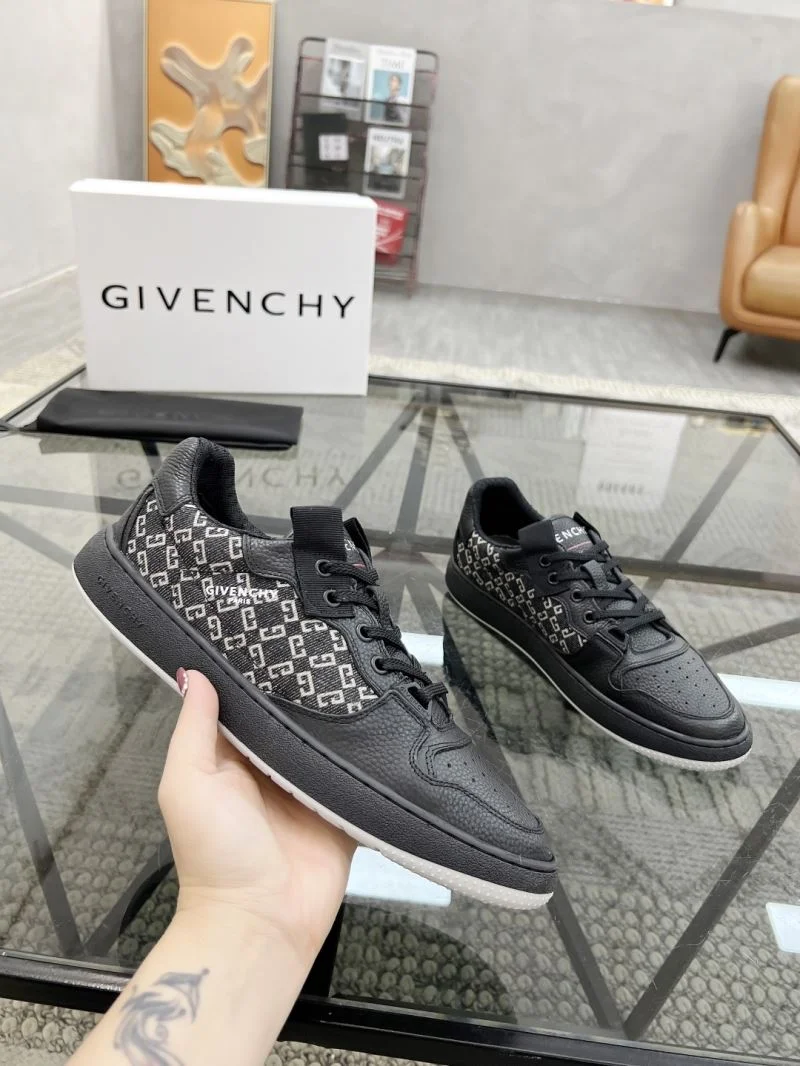 Givenchy Shoes Snug 4508