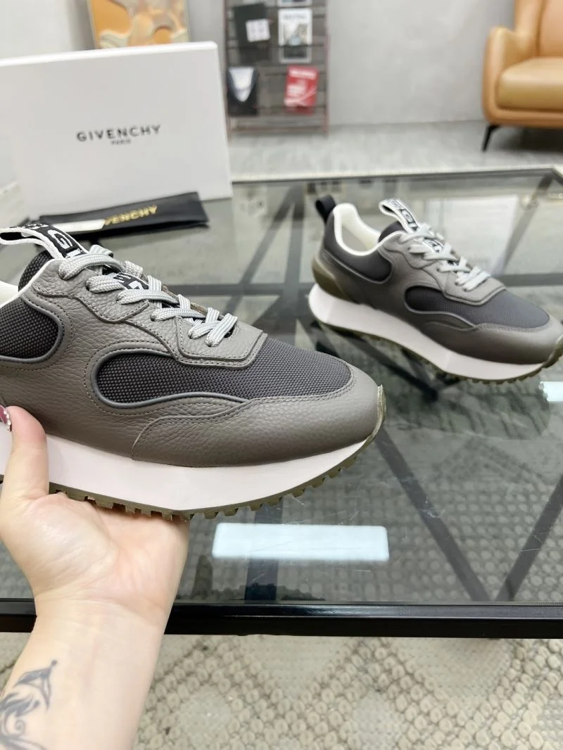 Givenchy Shoes FashionForward 4484
