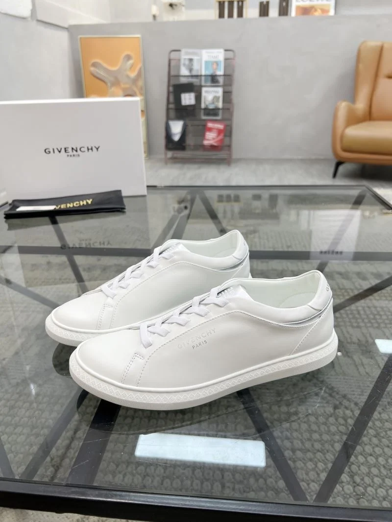 WellDesigned Givenchy Shoes 4517