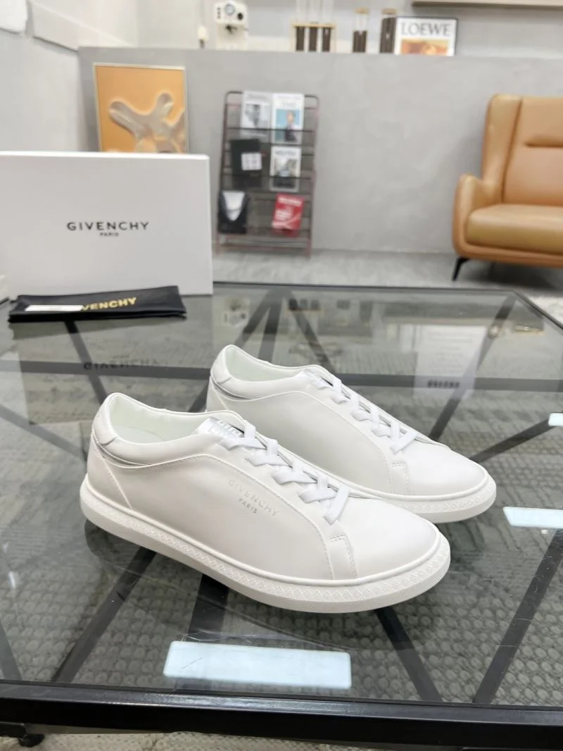 WellDesigned Givenchy Shoes 4517