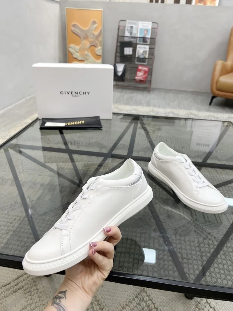 WellDesigned Givenchy Shoes 4517