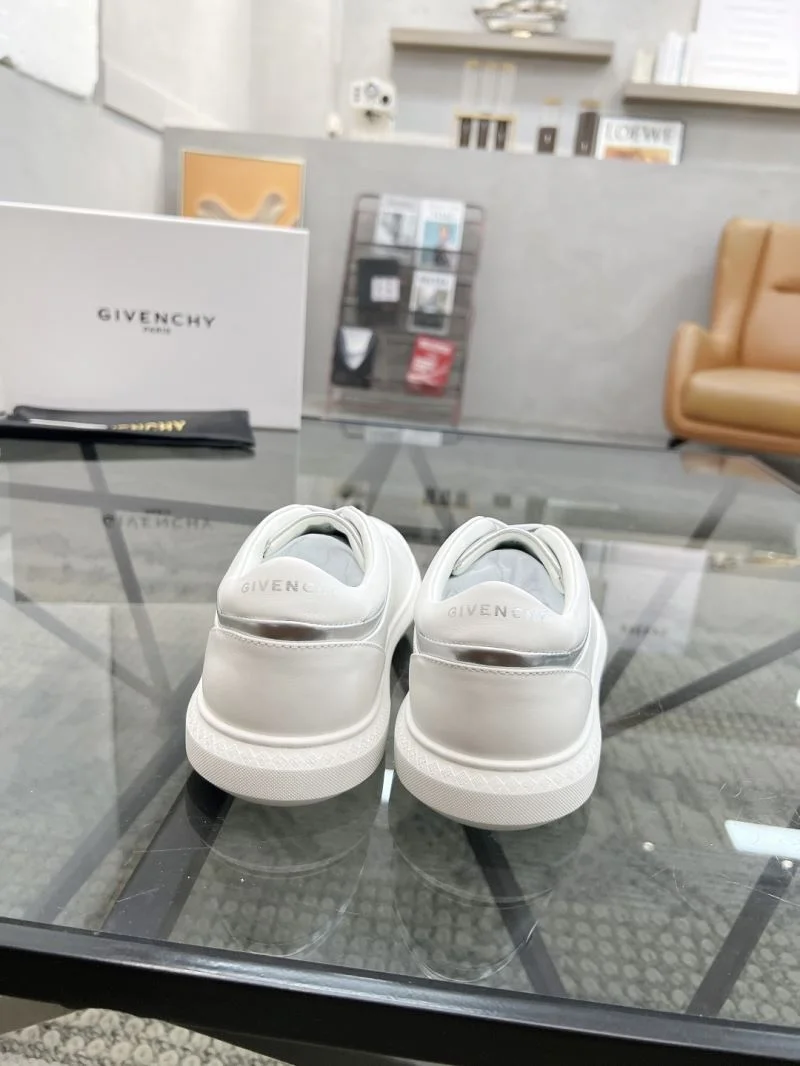 WellDesigned Givenchy Shoes 4517