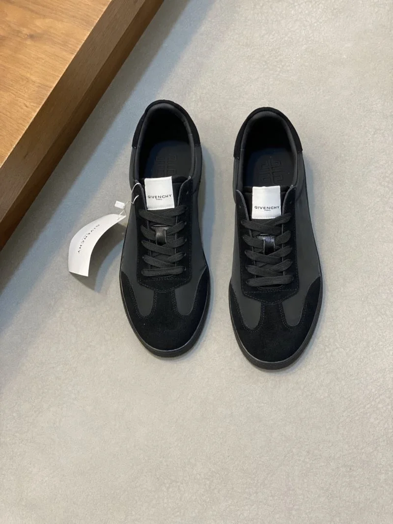 Chic Givenchy Shoes 4477
