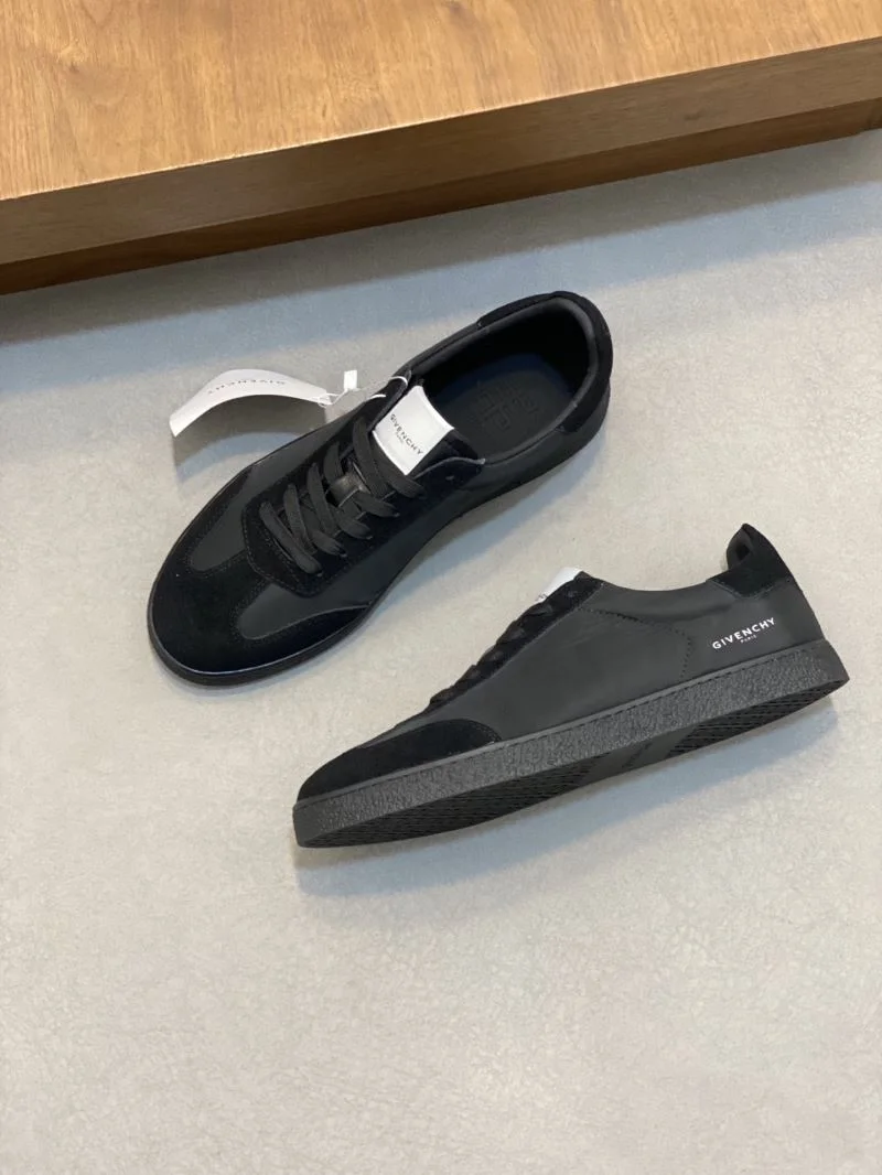 Chic Givenchy Shoes 4477