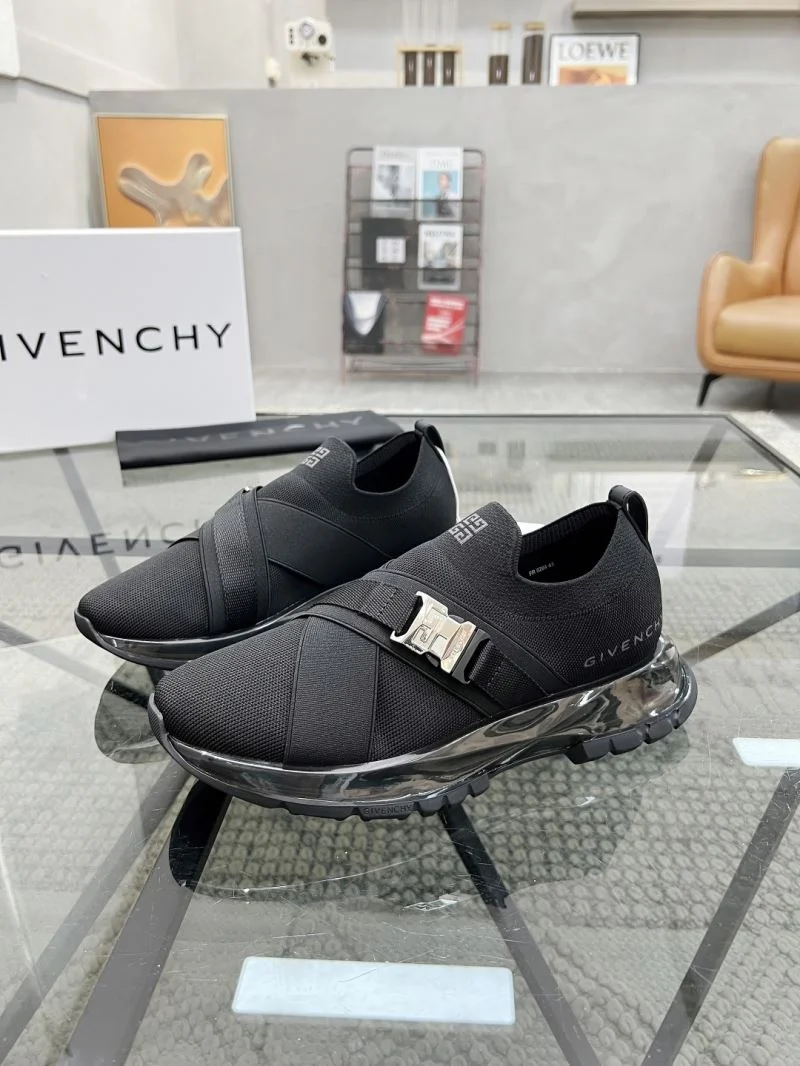 Fashionable Givenchy Shoes 4503