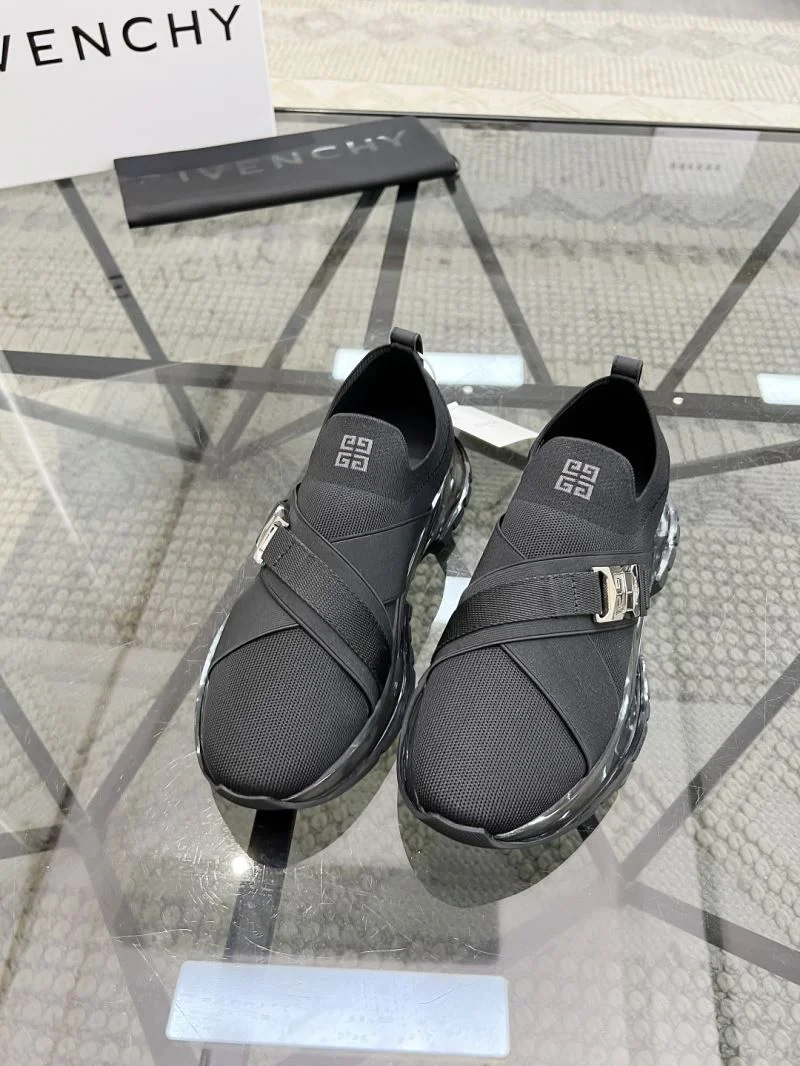 Fashionable Givenchy Shoes 4503