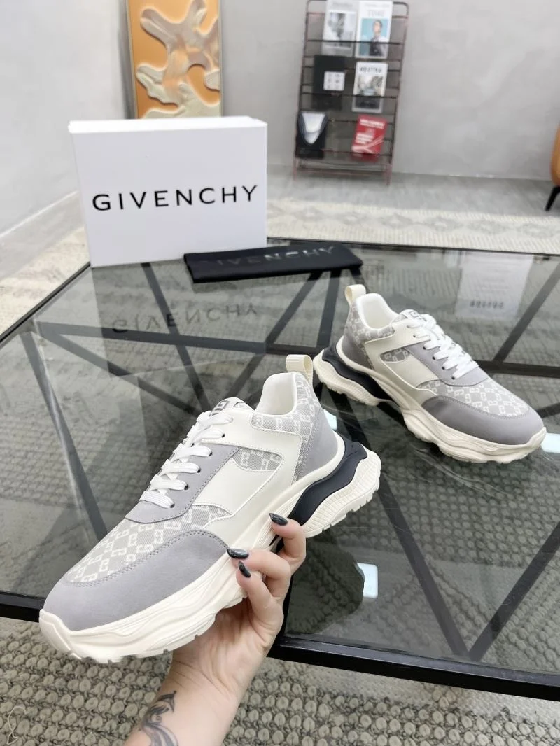 Minimalist Givenchy Shoes 4459