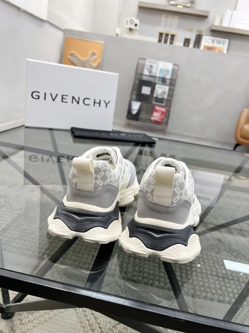 Minimalist Givenchy Shoes 4459