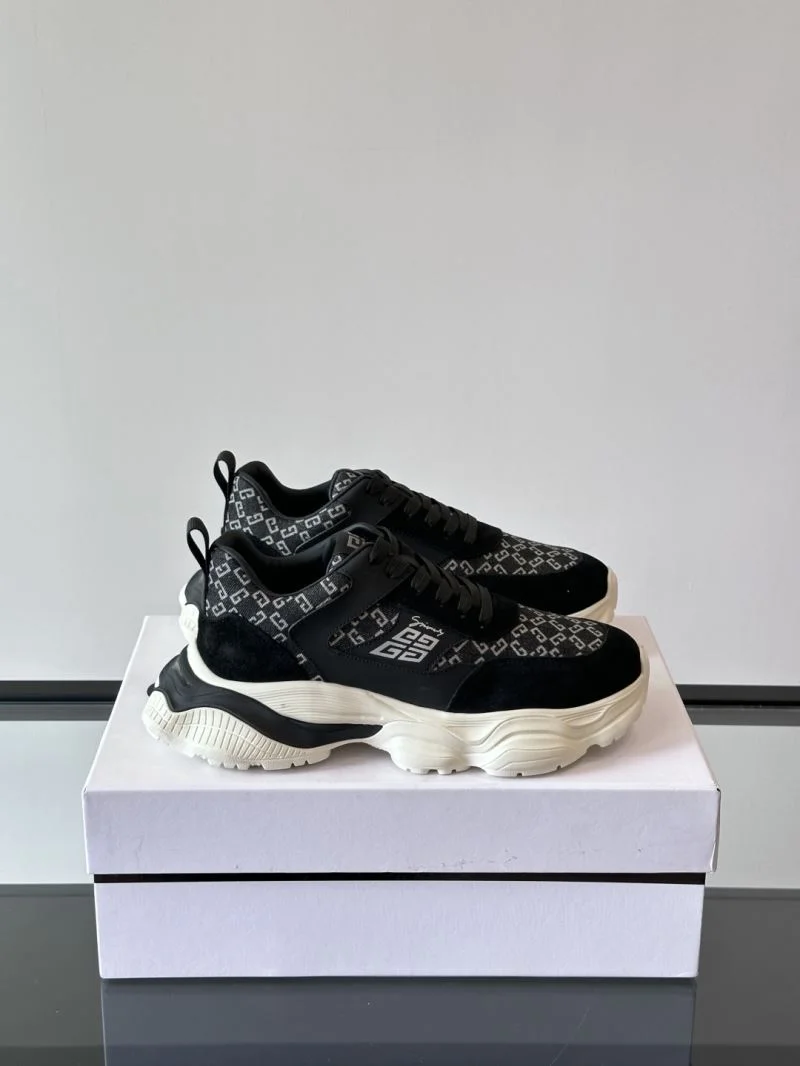 Givenchy Shoes ModernLook 4453