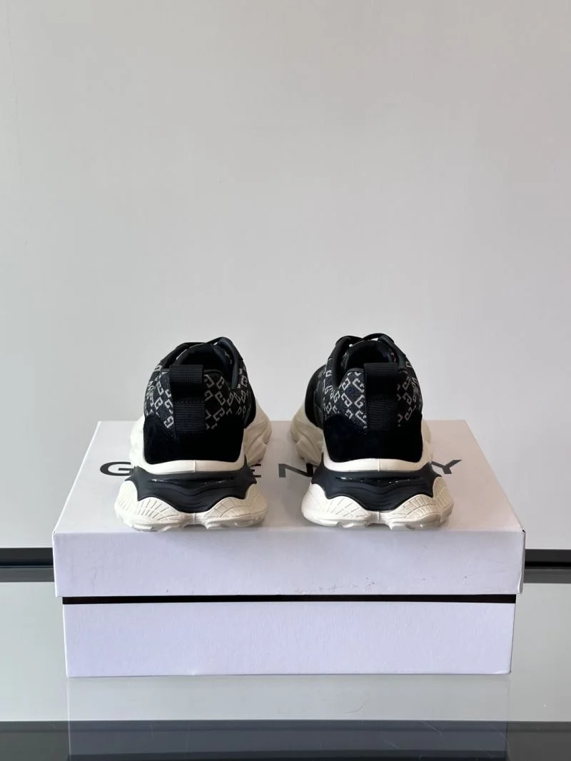 Givenchy Shoes ModernLook 4453