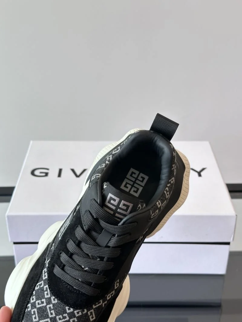 Givenchy Shoes ModernLook 4453