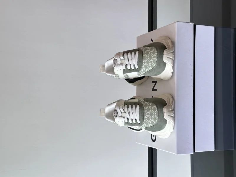 Givenchy Shoes UrbanStyle 4447