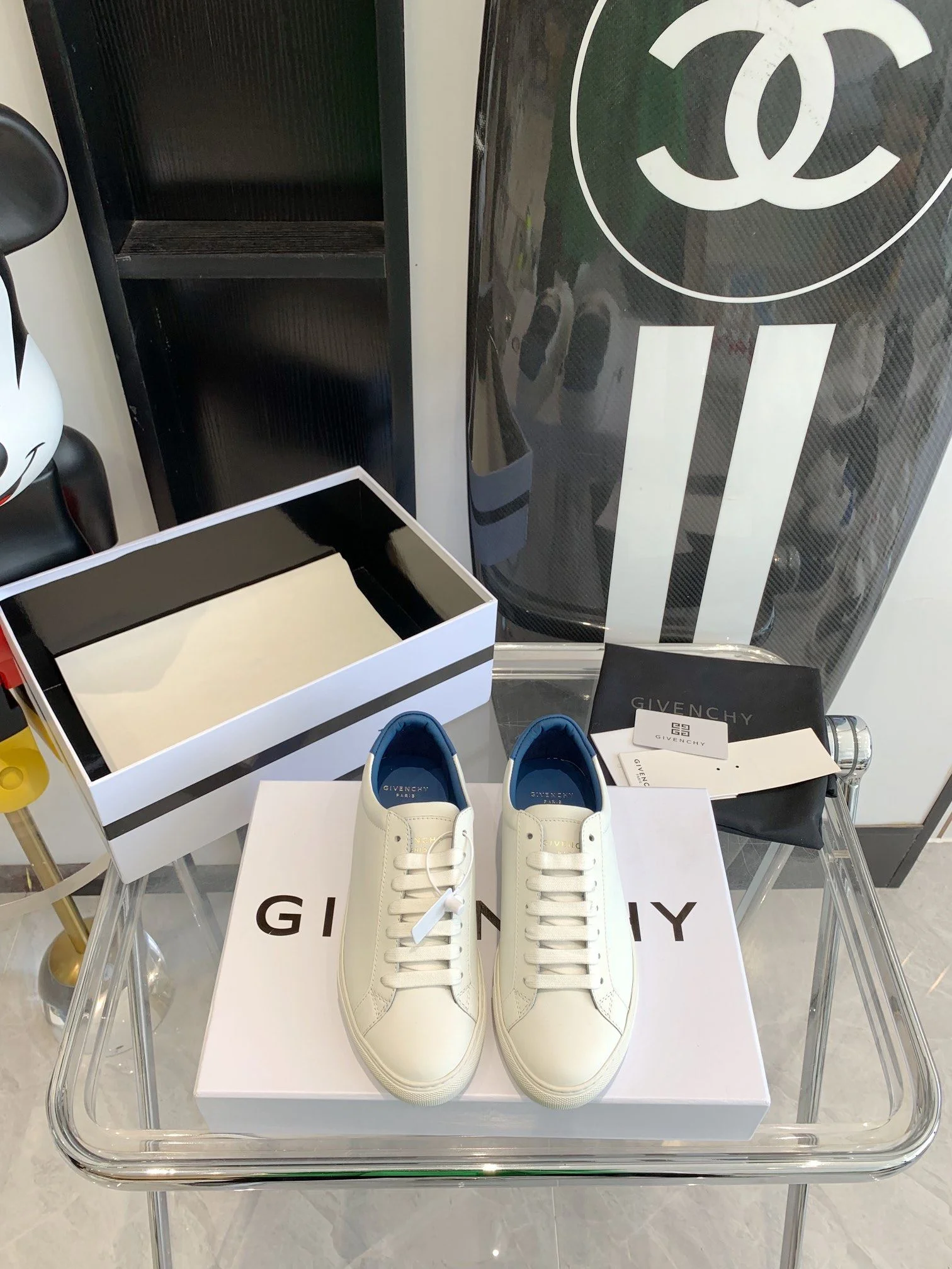 Original Givenchy Shoes 8068