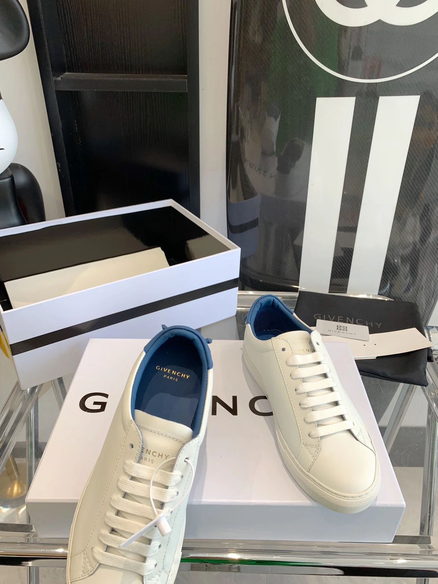 Original Givenchy Shoes 8068