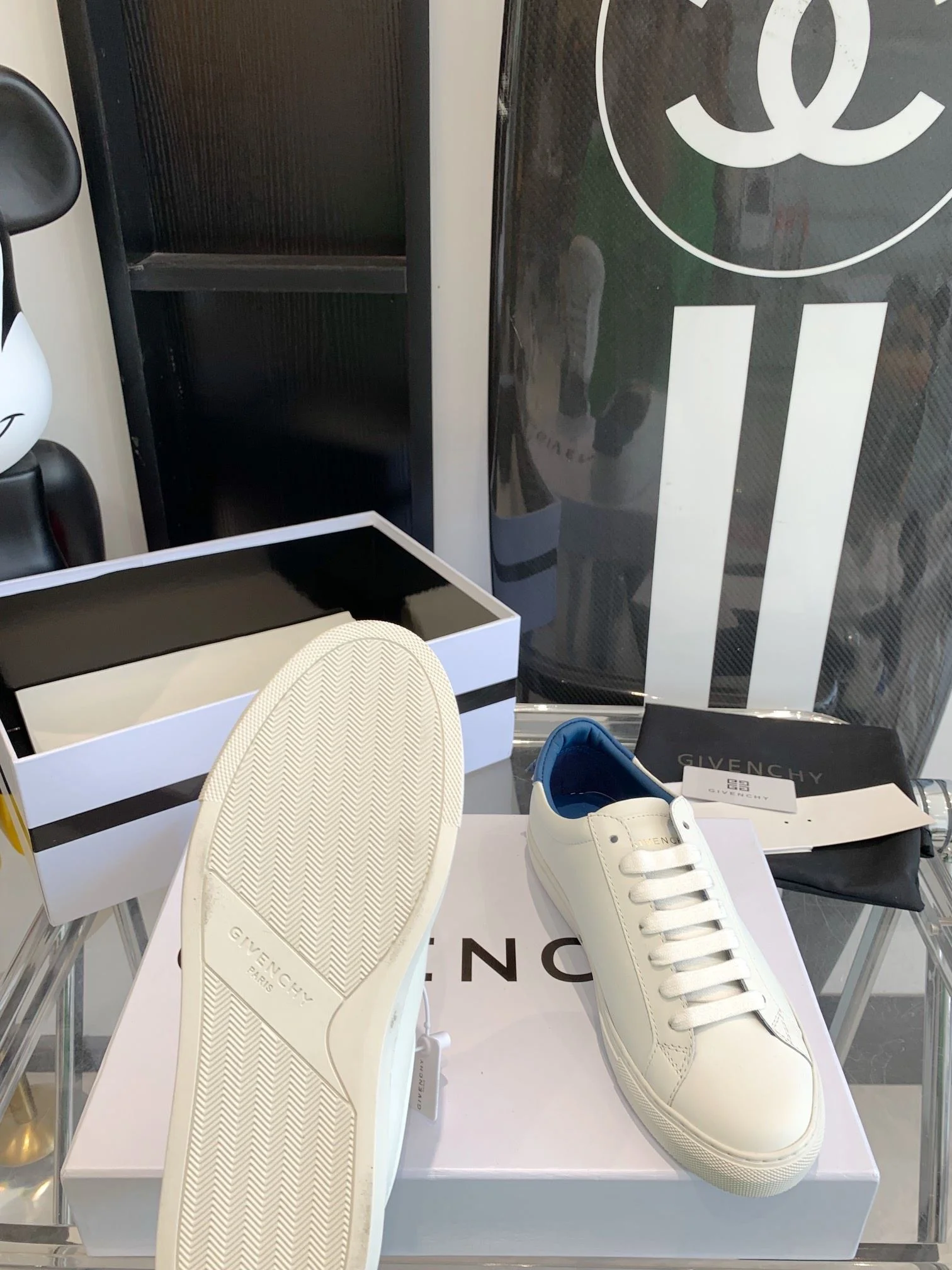 Original Givenchy Shoes 8068