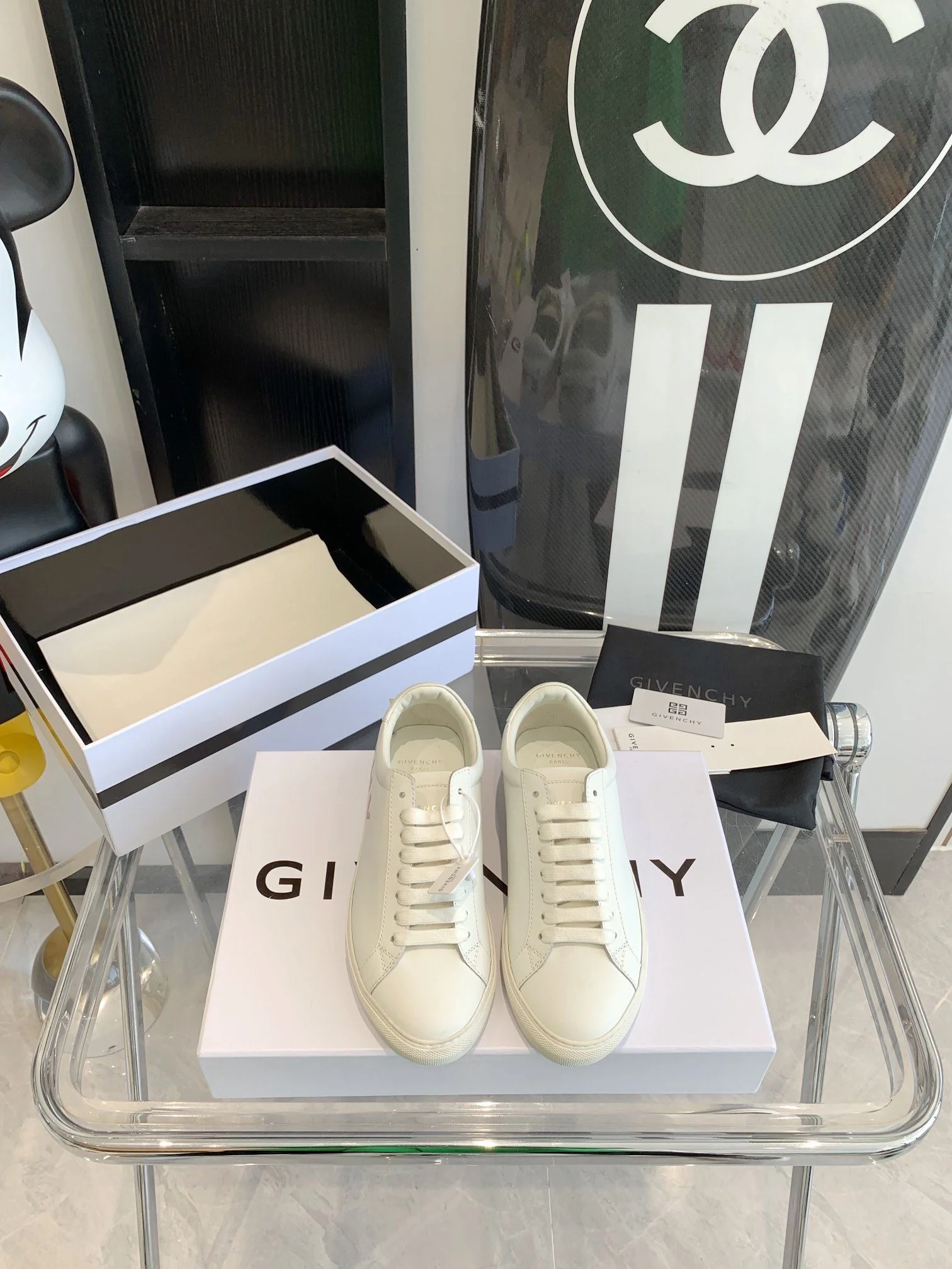 Givenchy Shoes FreshLook 8055