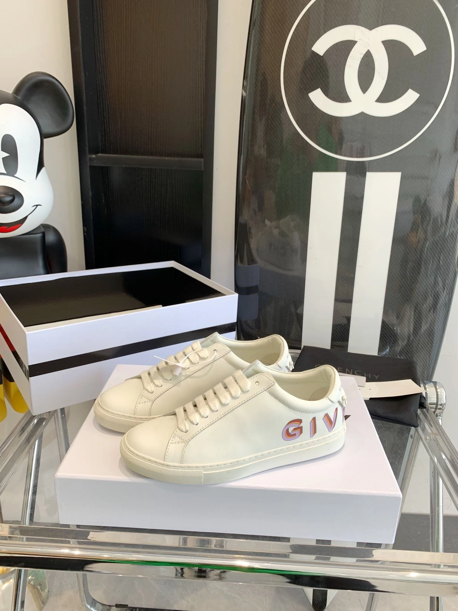 Givenchy Shoes FreshLook 8055