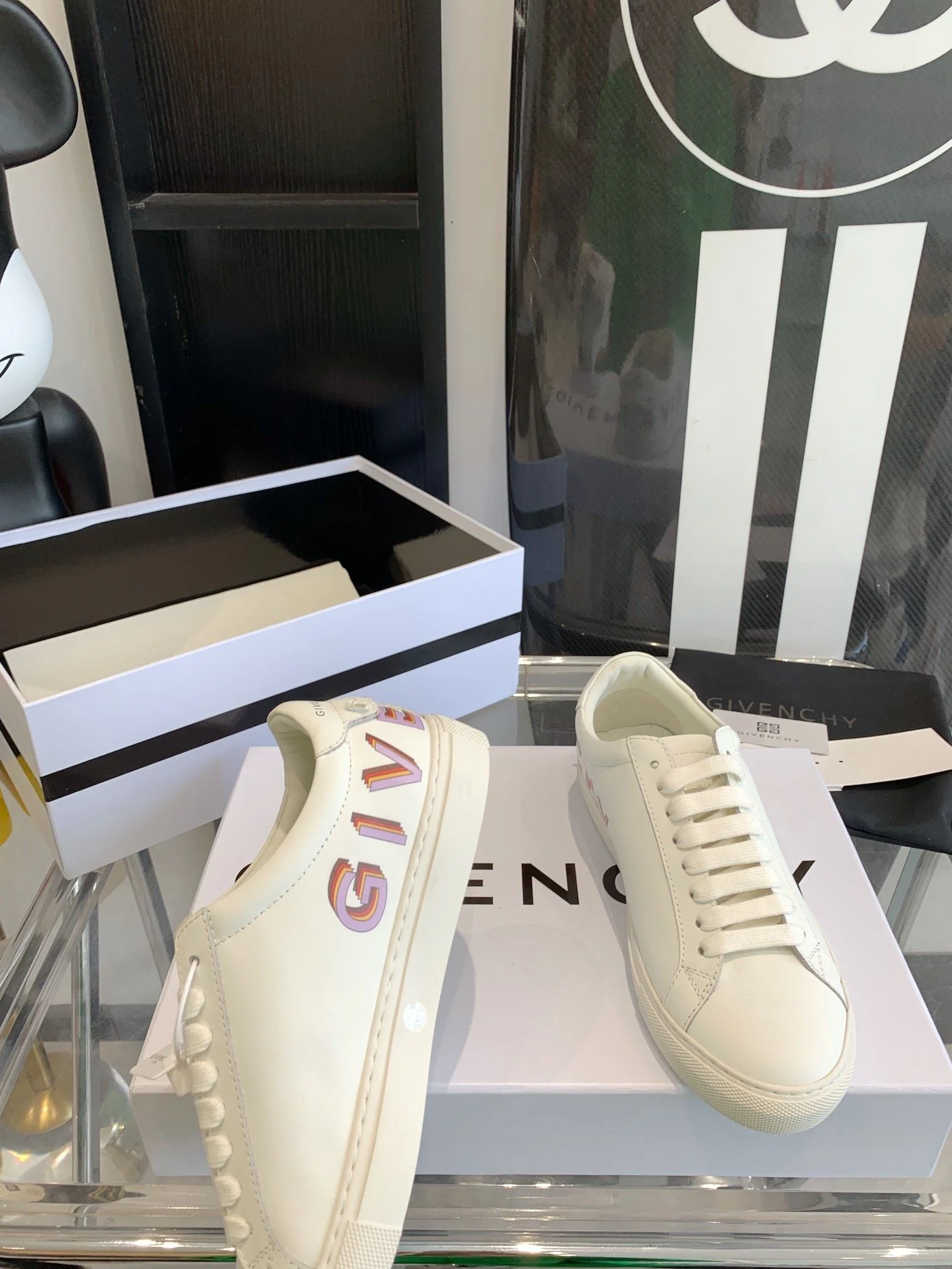 Givenchy Shoes FreshLook 8055