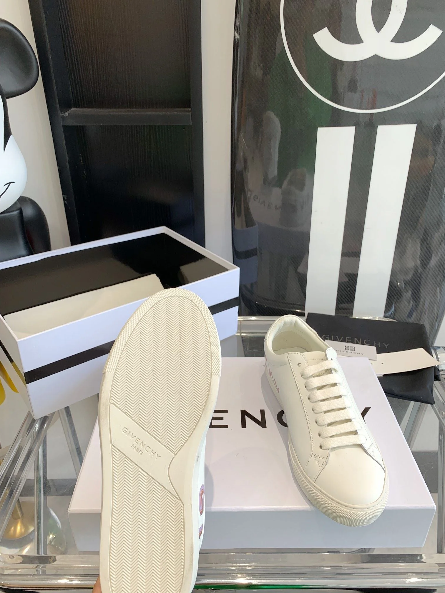 Givenchy Shoes FreshLook 8055