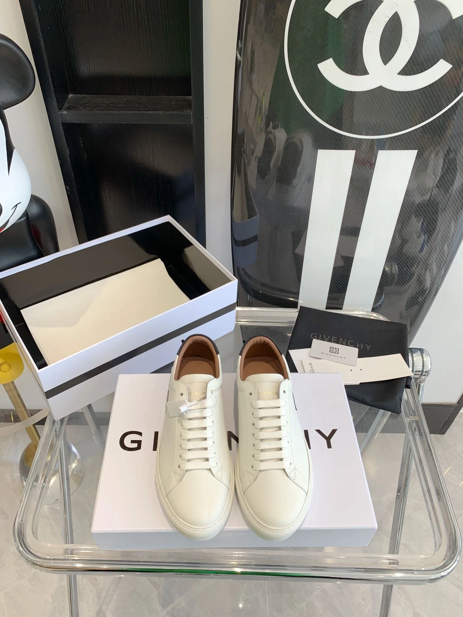 Trendy Givenchy Shoes 8053
