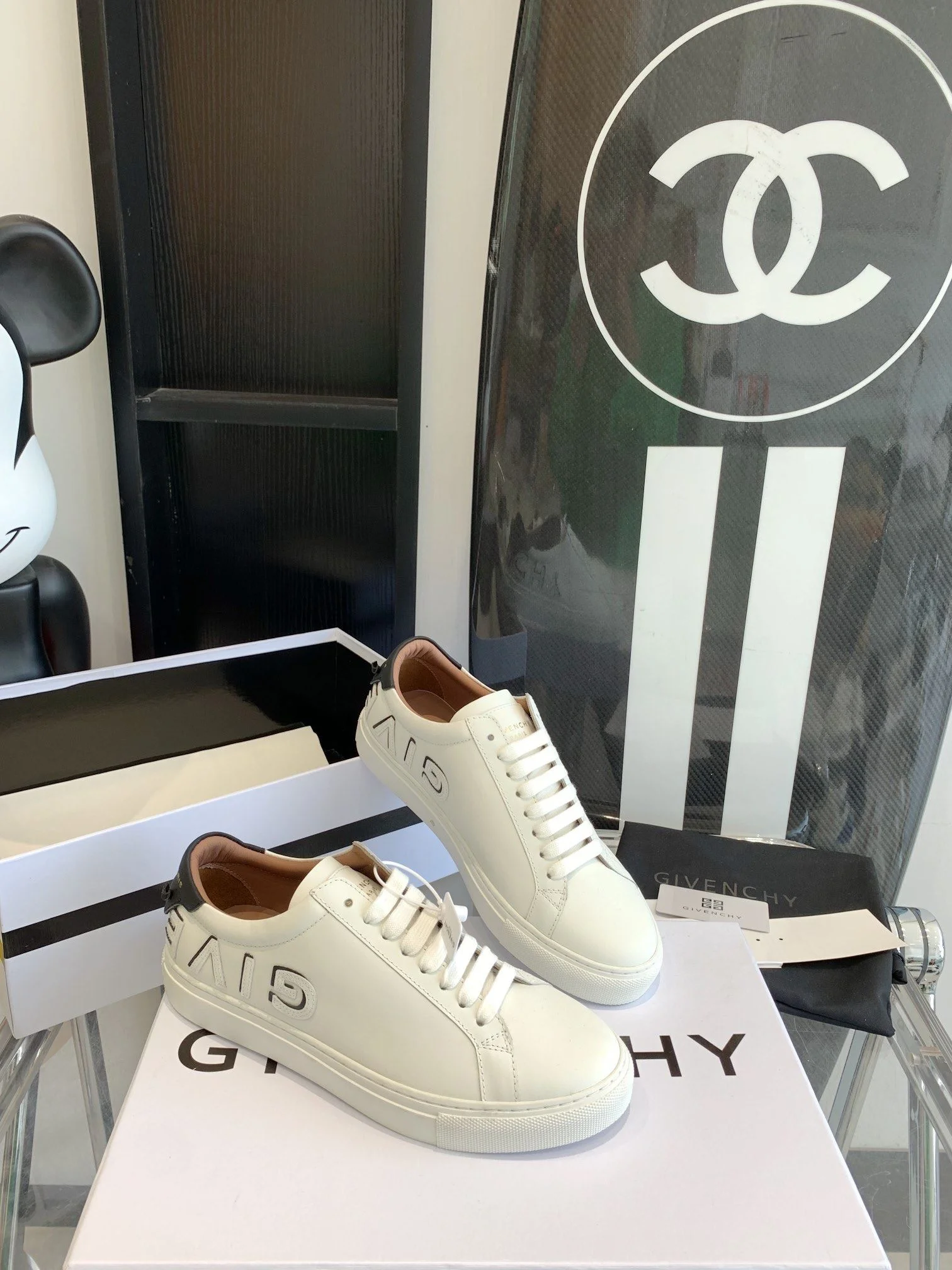 Trendy Givenchy Shoes 8053