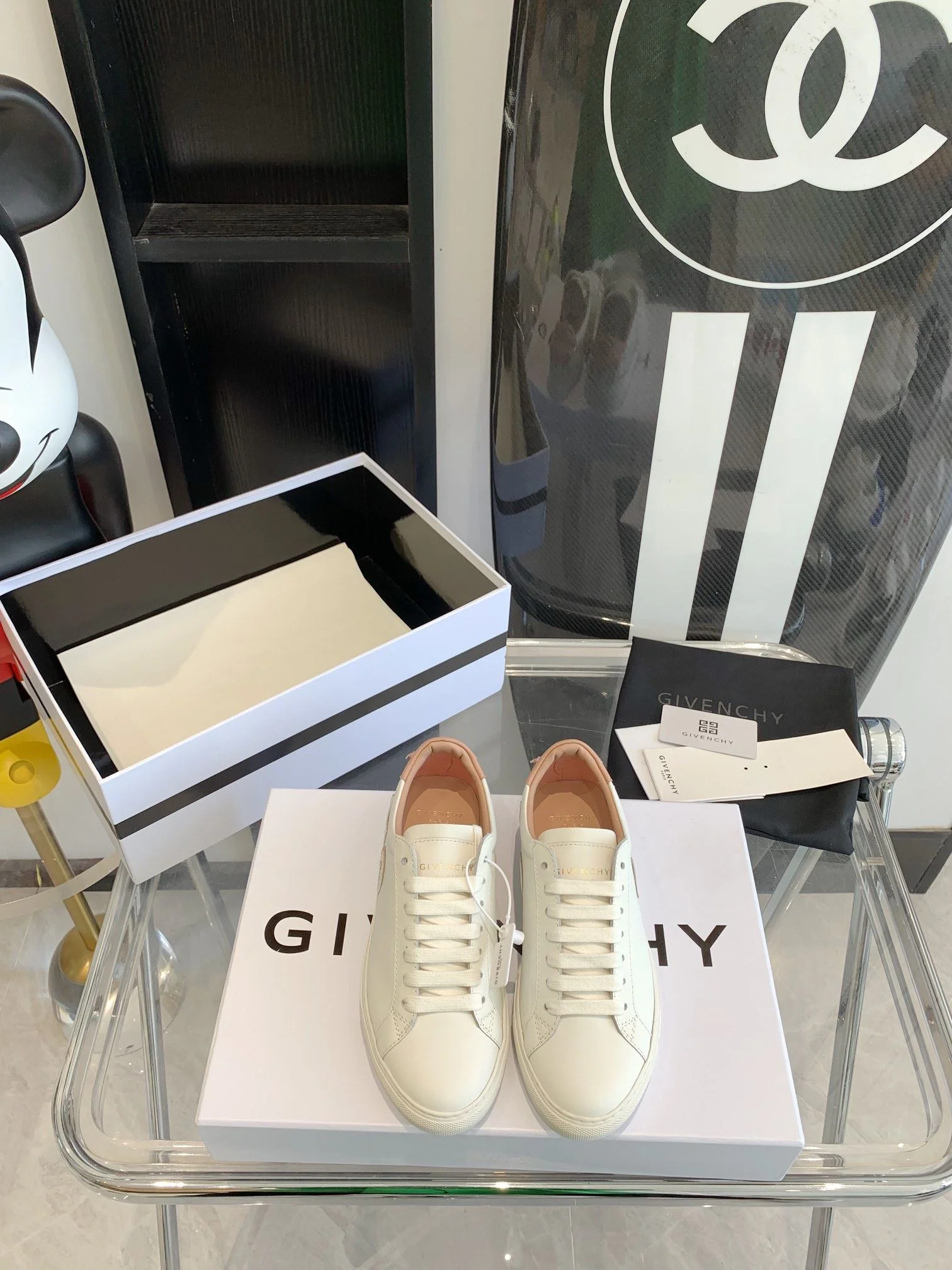 Givenchy Shoes Breathable 8052