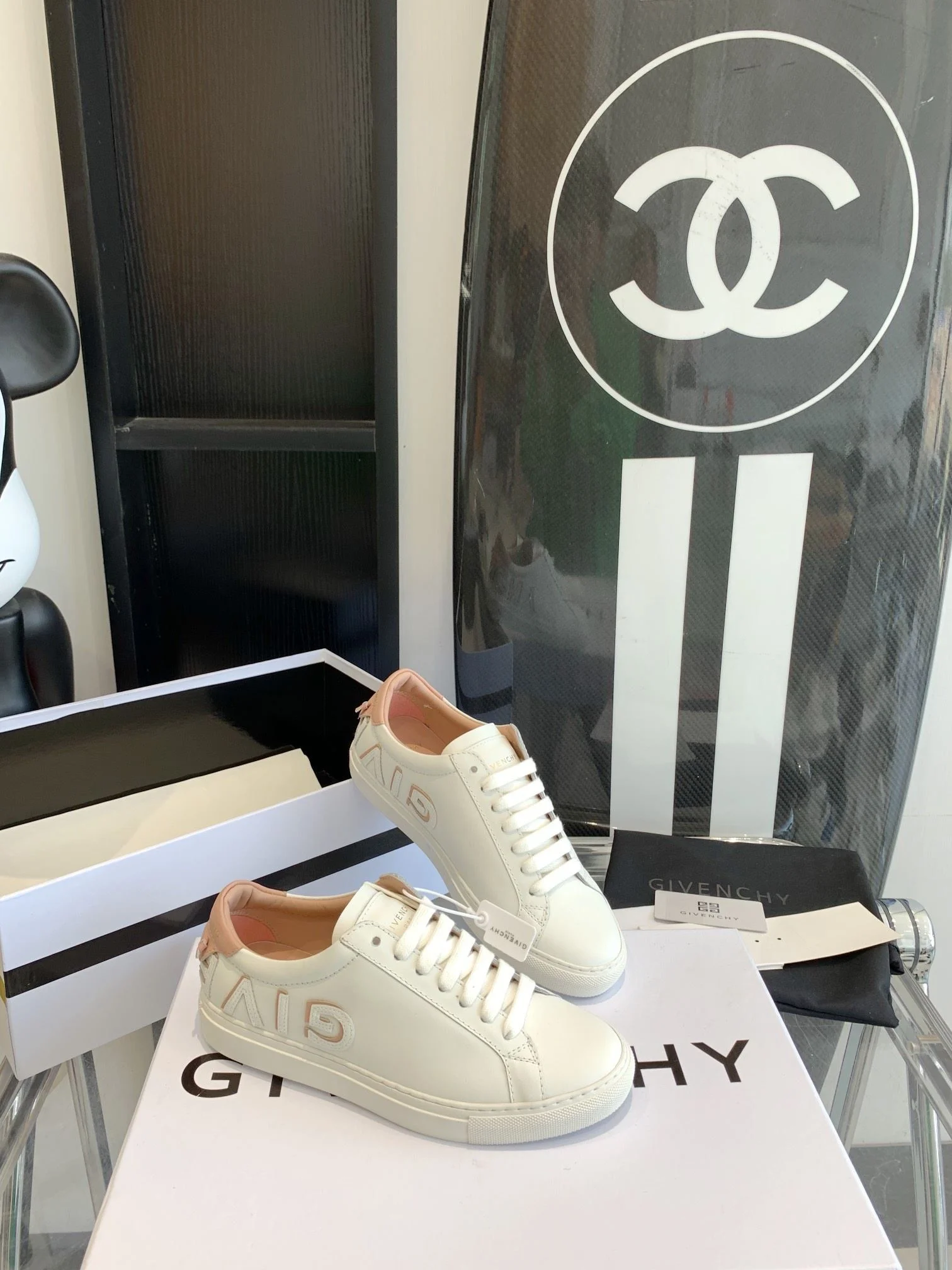 Givenchy Shoes Breathable 8052