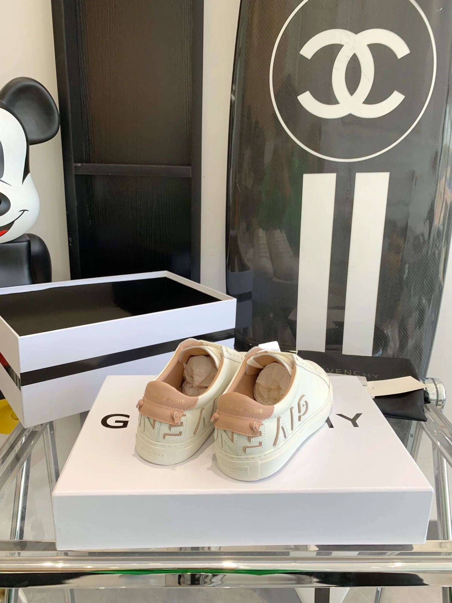 Givenchy Shoes Breathable 8052