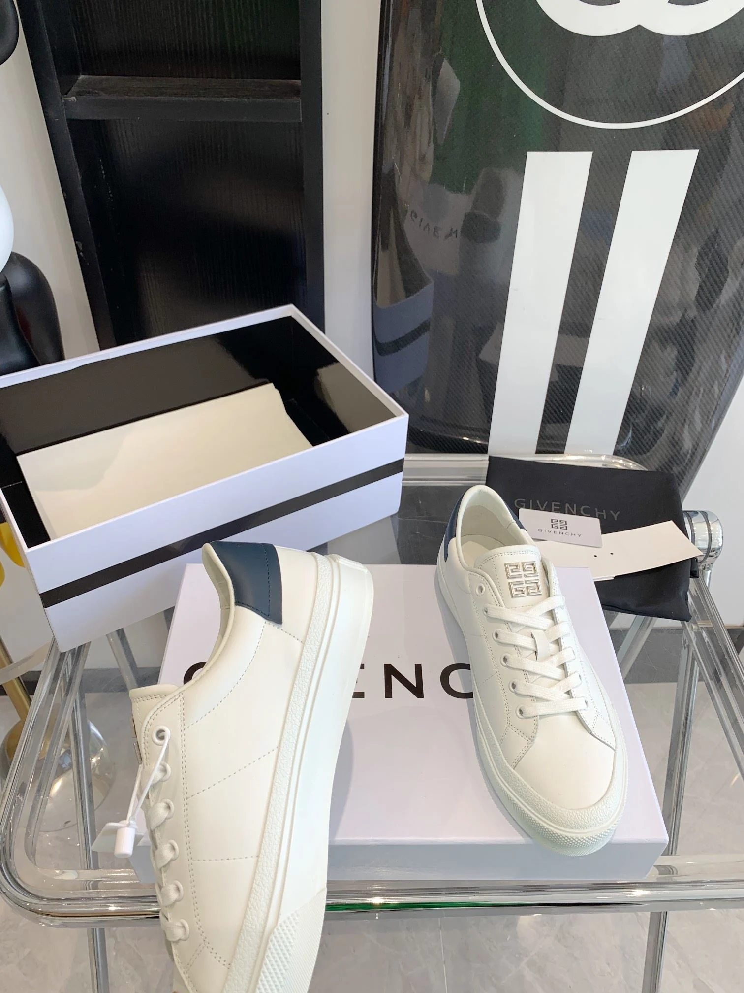 Neat Givenchy Shoes 8074