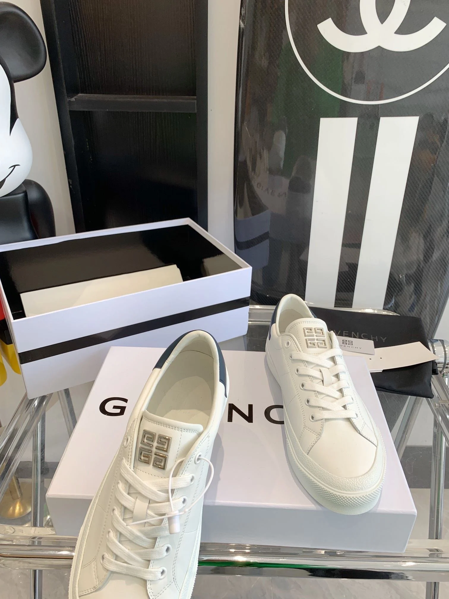 Neat Givenchy Shoes 8074