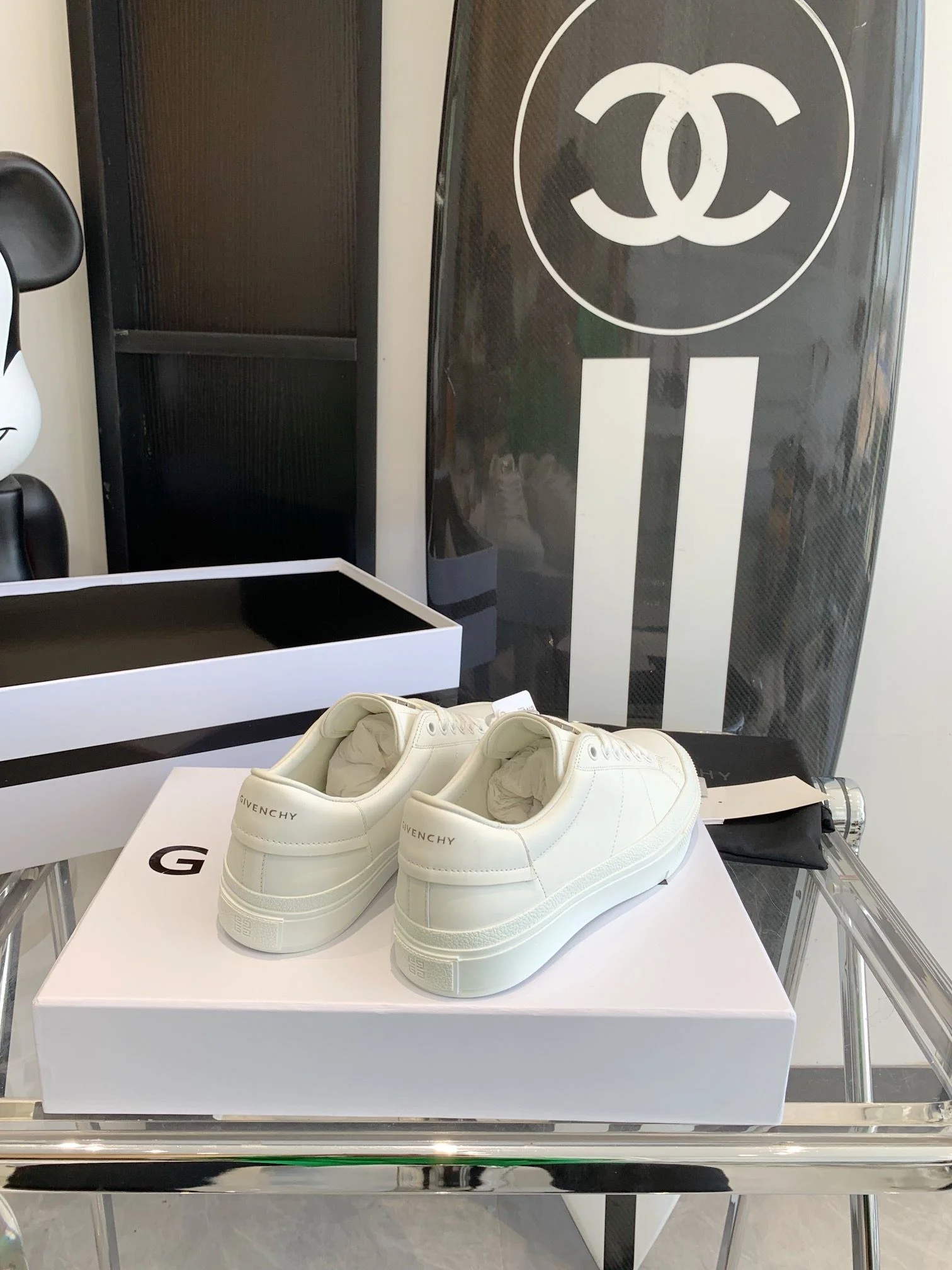 FlexibleFit Givenchy Shoes 8054