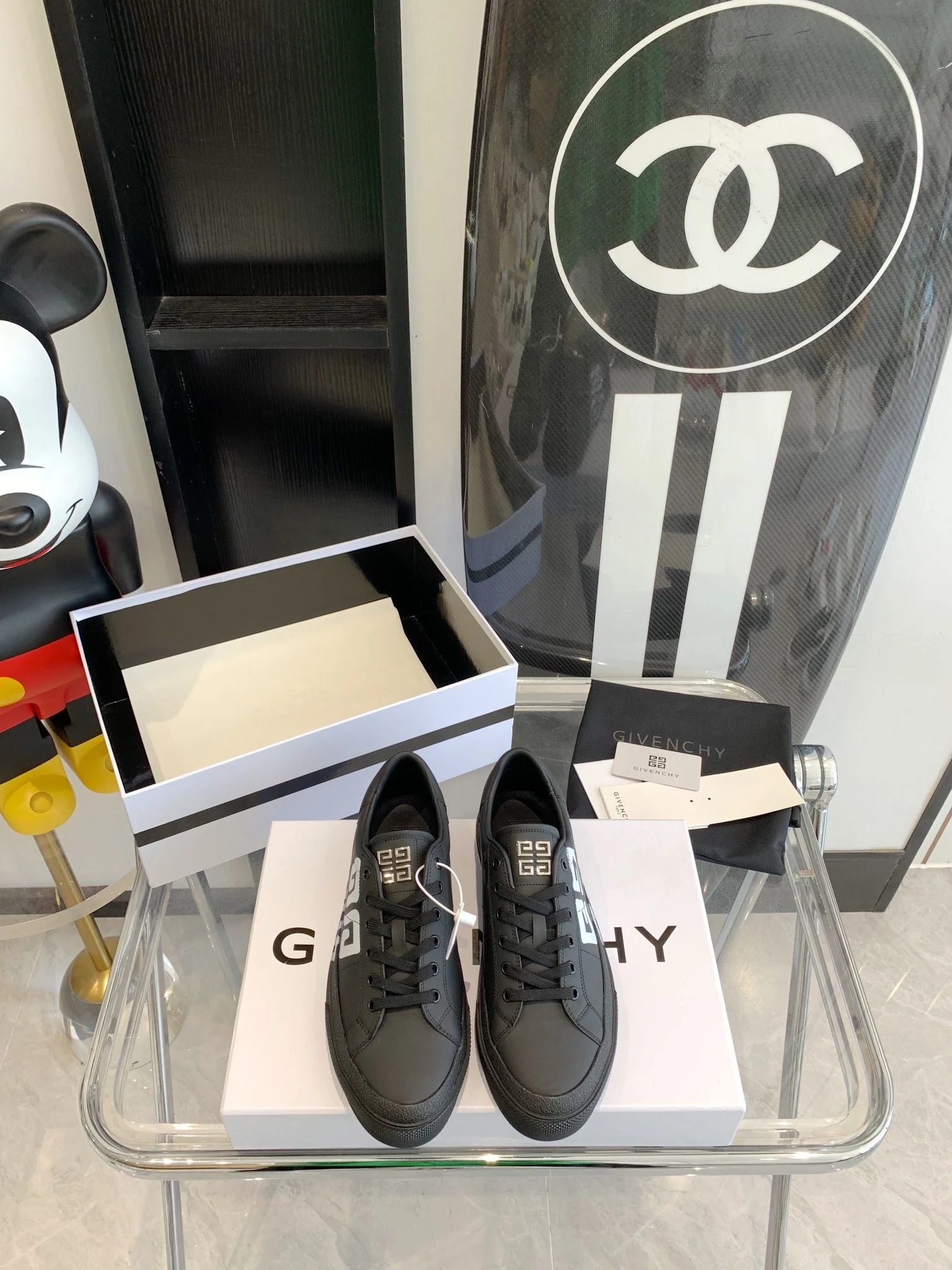 Givenchy Shoes Fashionable 8143