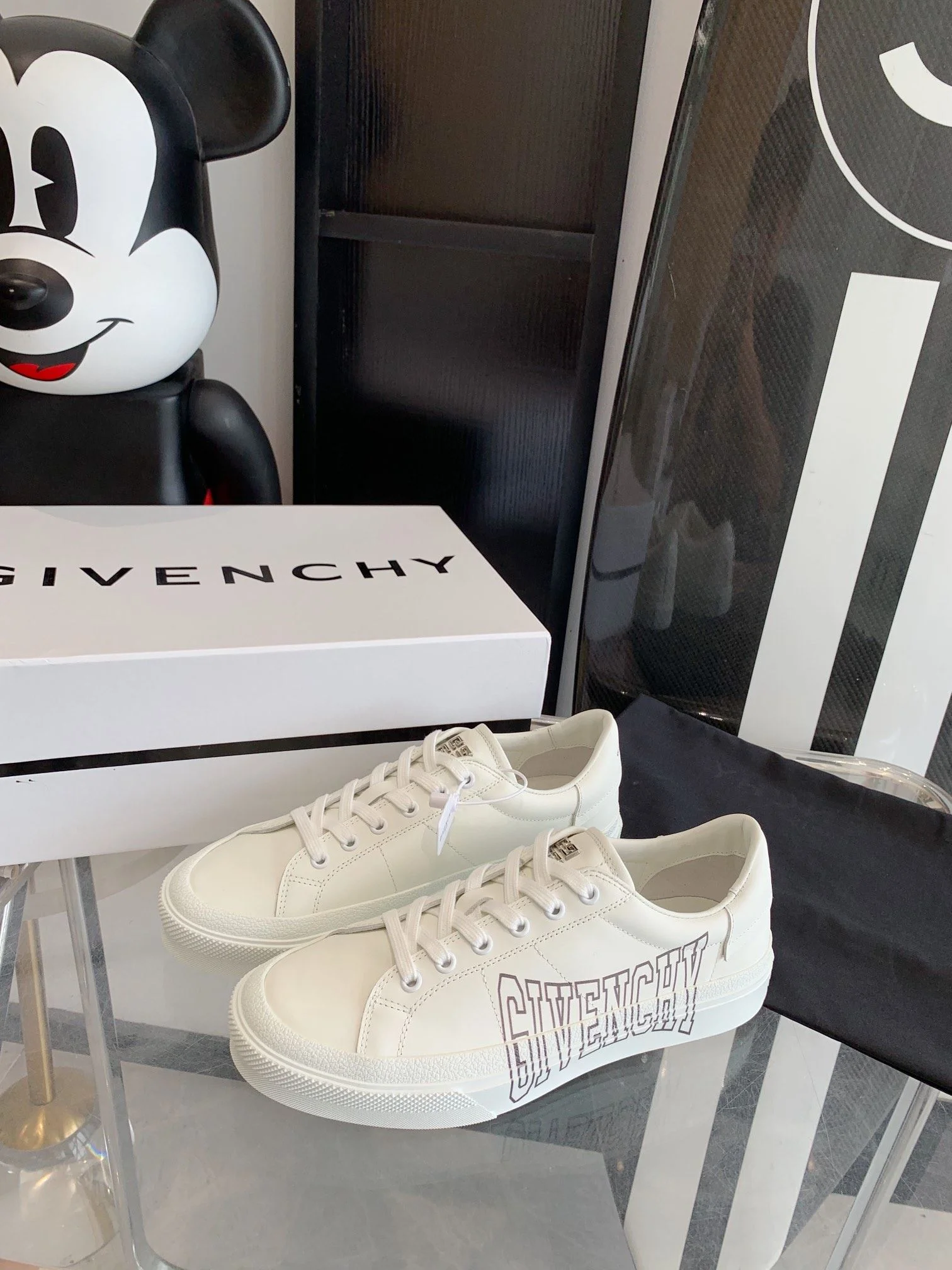 DailyWear Givenchy Shoes 8076