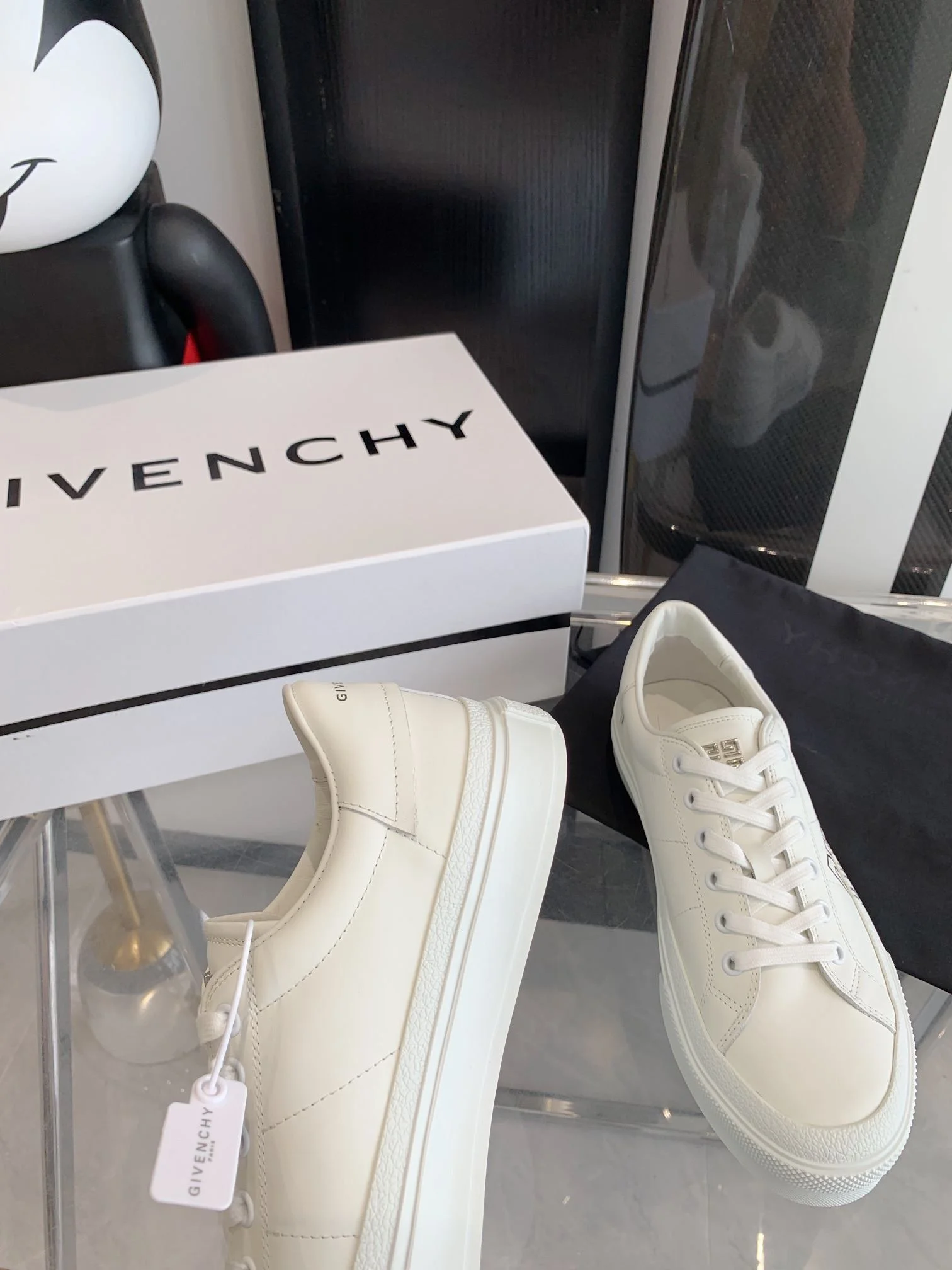 DailyWear Givenchy Shoes 8076