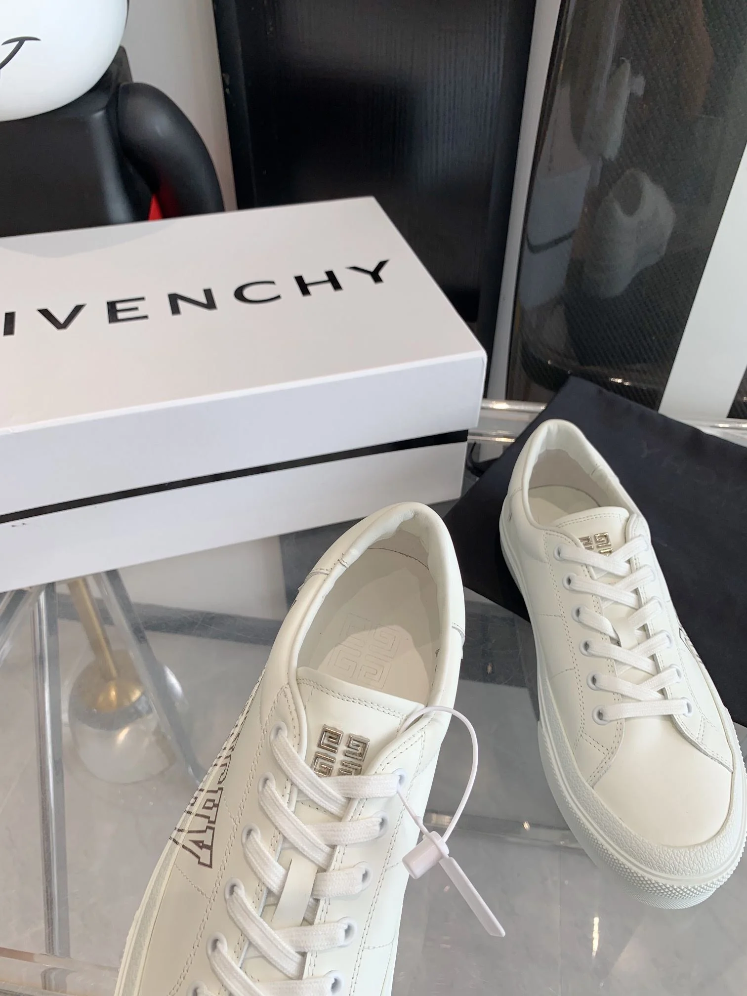 DailyWear Givenchy Shoes 8076